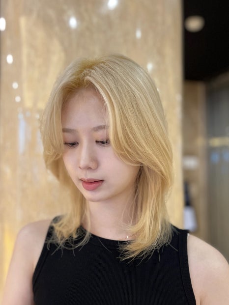금발헤어샵 이미지