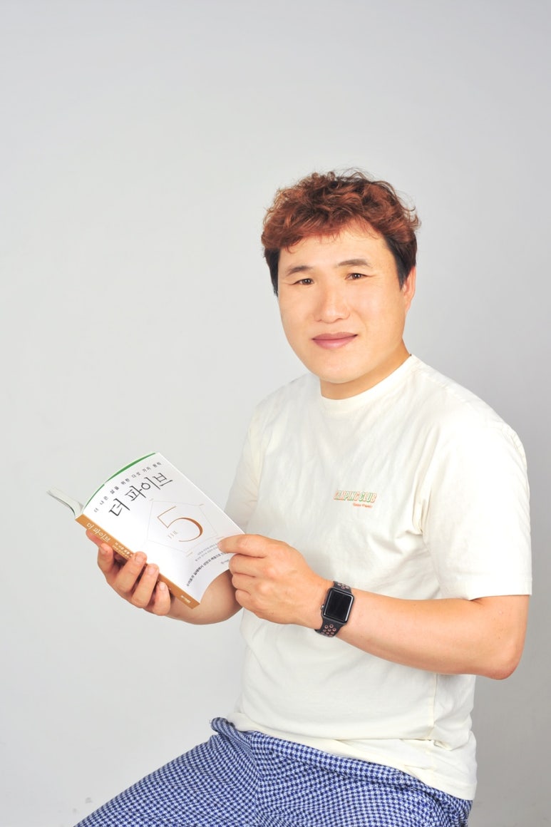 우창금형 이미지