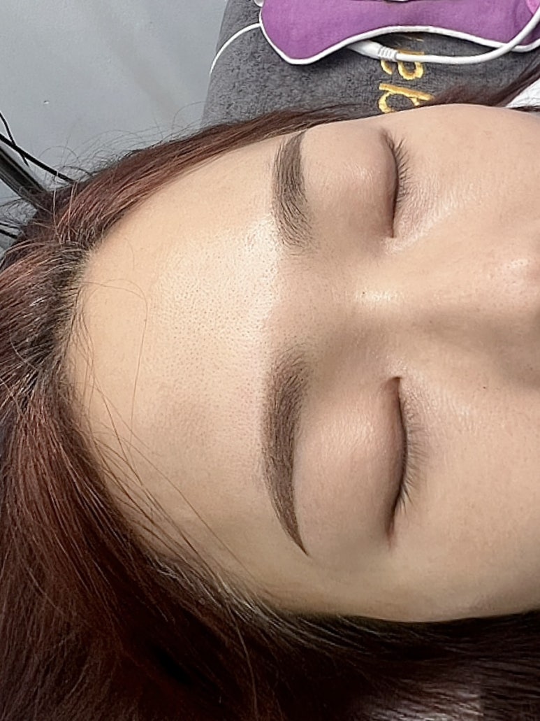 르네브로우 이미지
