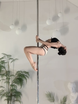 폴인러브폴댄스 이미지