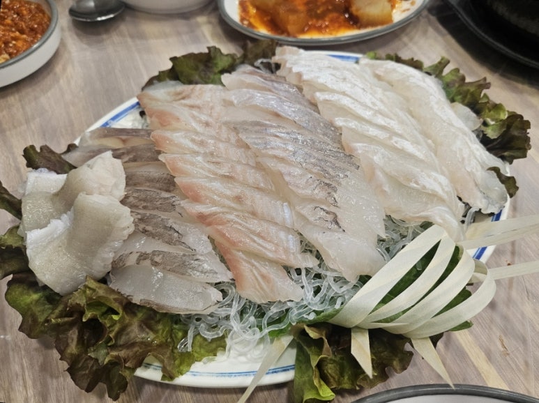 큰마당 횟집 이미지