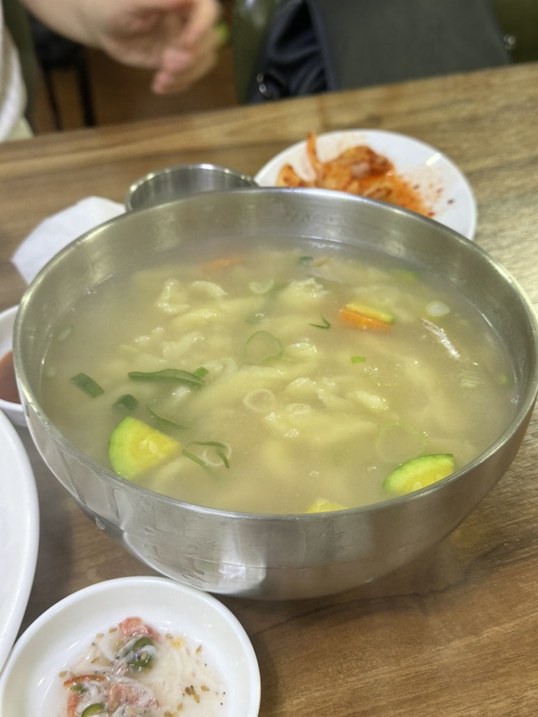 전통수제비 이미지