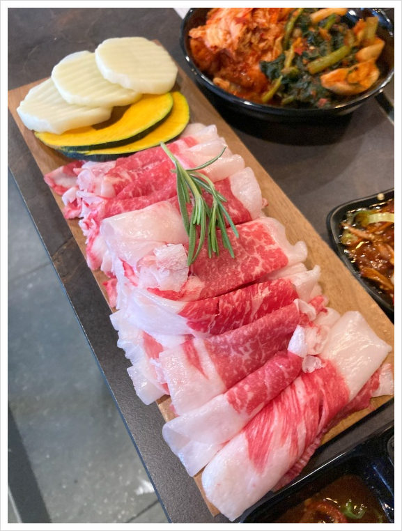 달빛고기 이미지