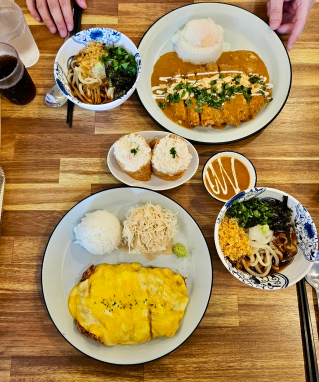 서비우동돈까스 이미지