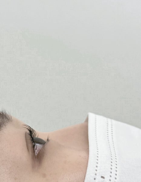 르아델왁싱속눈썹 이미지