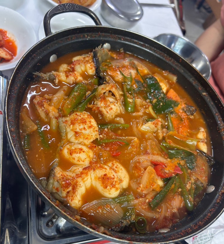 우성회센터 식당 이미지