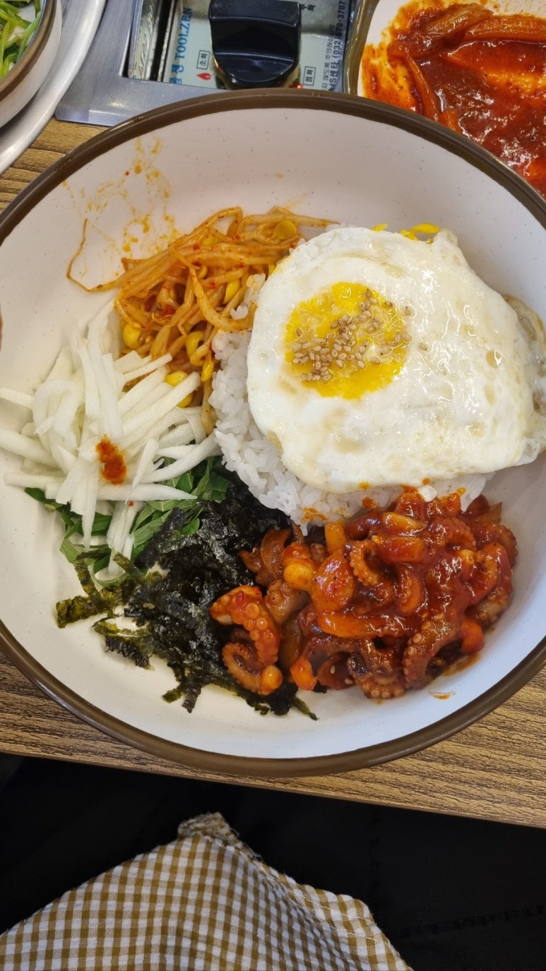 장충쭈꾸미&양푼김치탕 이미지