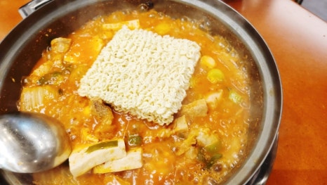 반포김치찌개 이미지