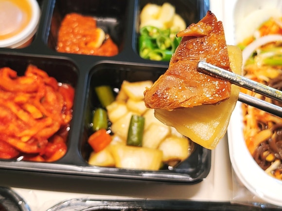 서연족발 이미지