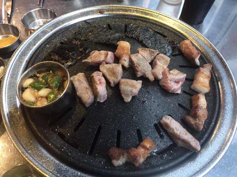 모름지기연탄구이 이미지