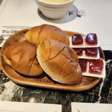 브라운돈까스 이미지