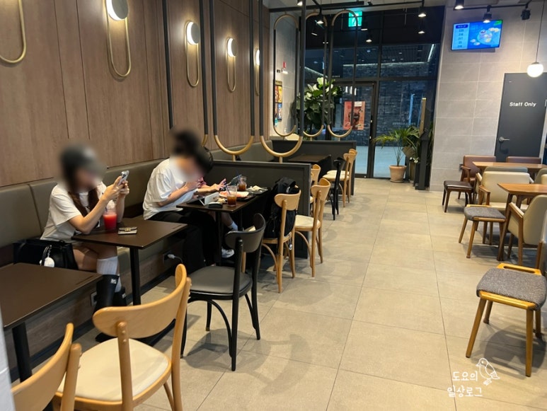 이디야커피광명역데시앙점 이미지