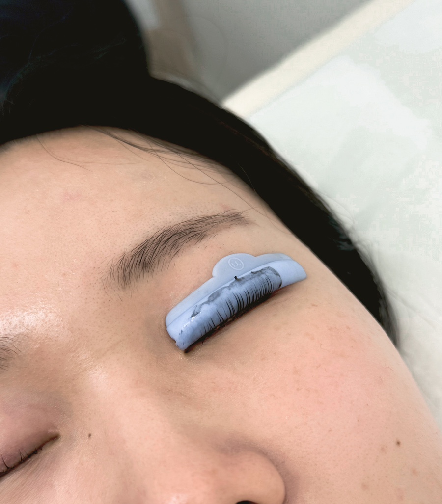르아델왁싱속눈썹 이미지
