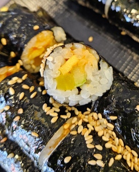 땡초꼬꼬마김밥 이미지