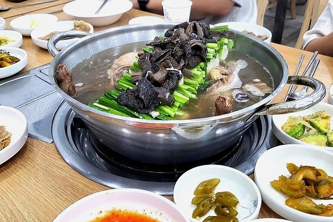 성석능이백숙 이미지