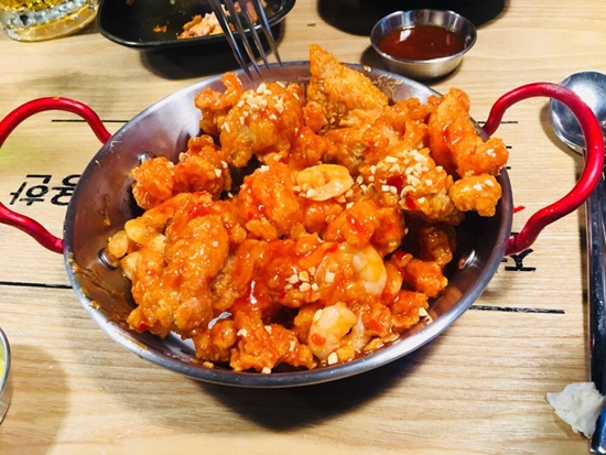 전설의치킨 이미지