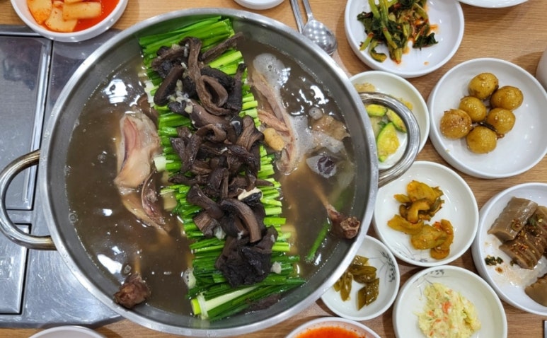 성석능이백숙 이미지
