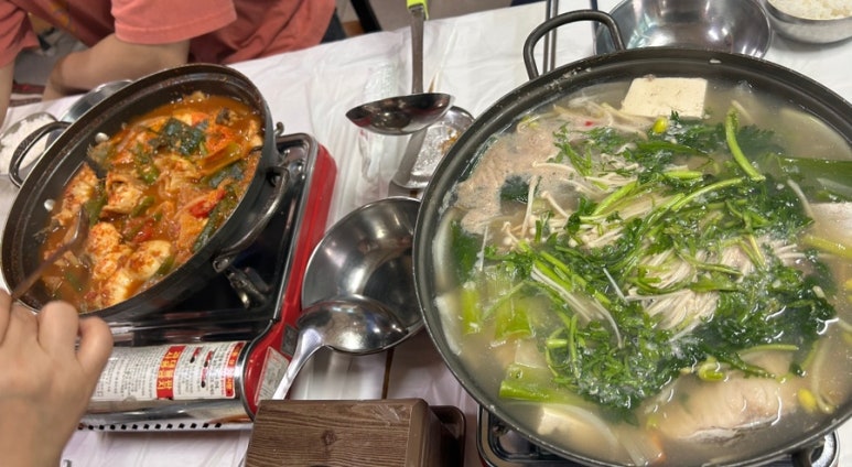 우성회센터 식당 이미지