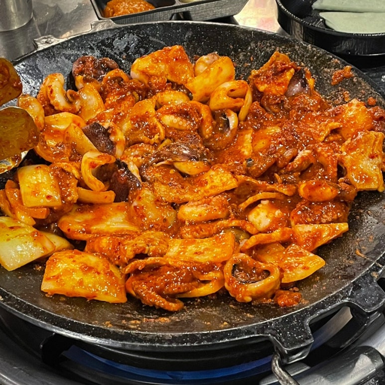 쭈꾸미삼겹살 이미지
