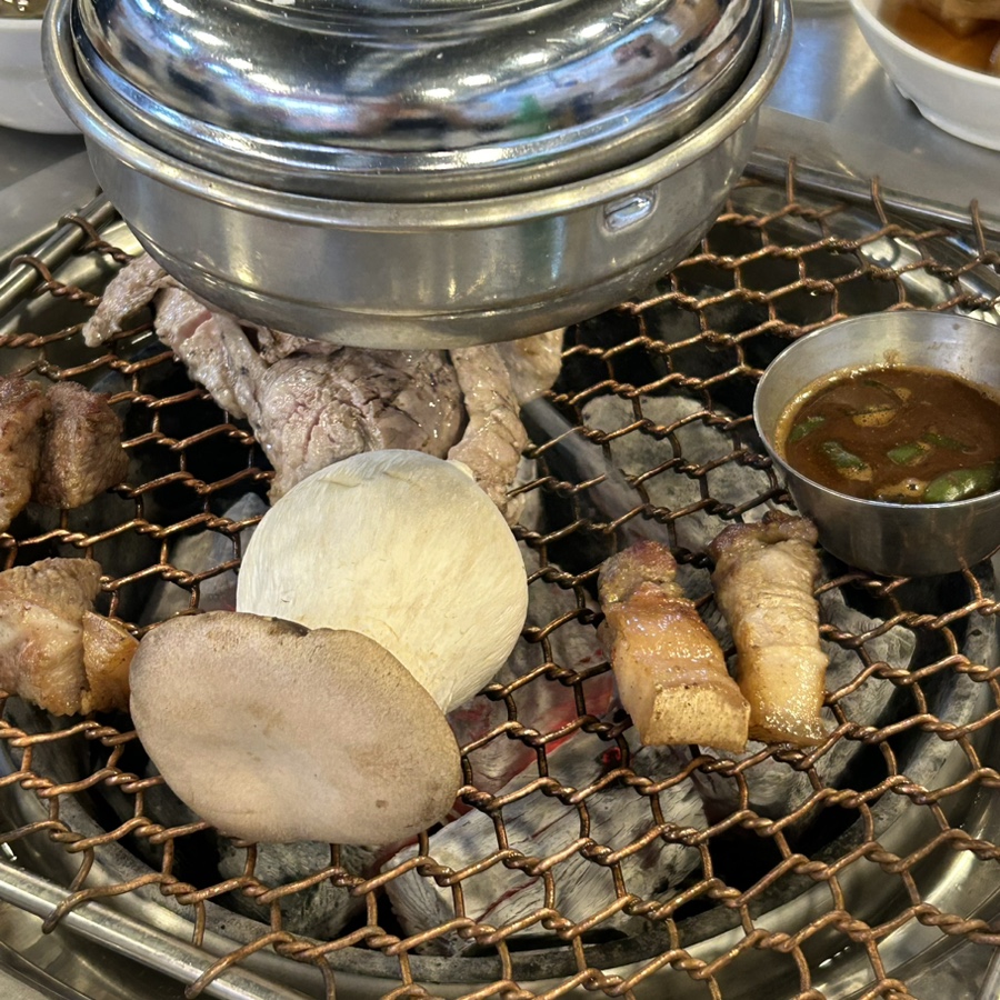 제주통돼지 이미지