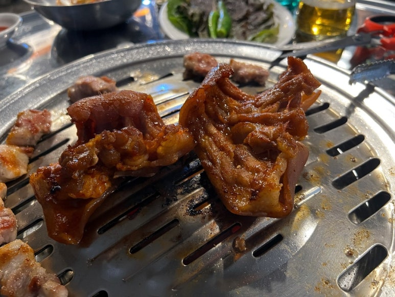 빨간돼지꼬리 이미지