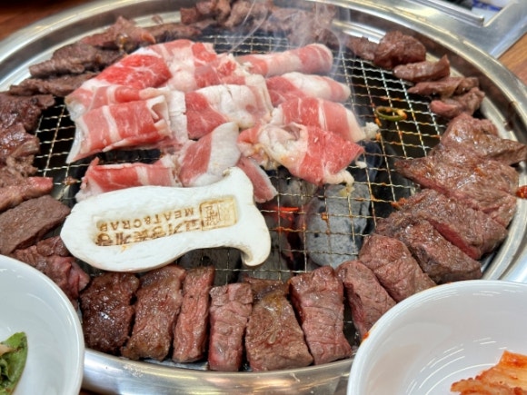 고기랑꽃게랑 이미지