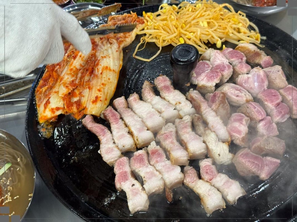 신림솥뚜껑삼겹살 이미지