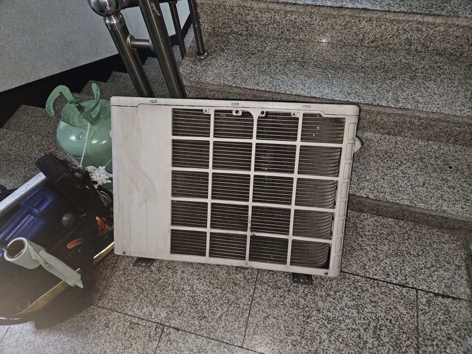 중고에어컨설치판매가스충전 이미지