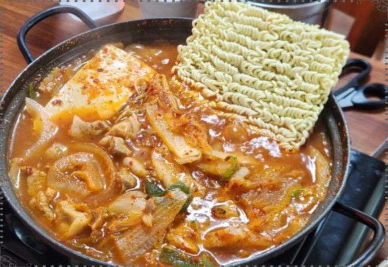 종가 한옥 김치찜 이미지