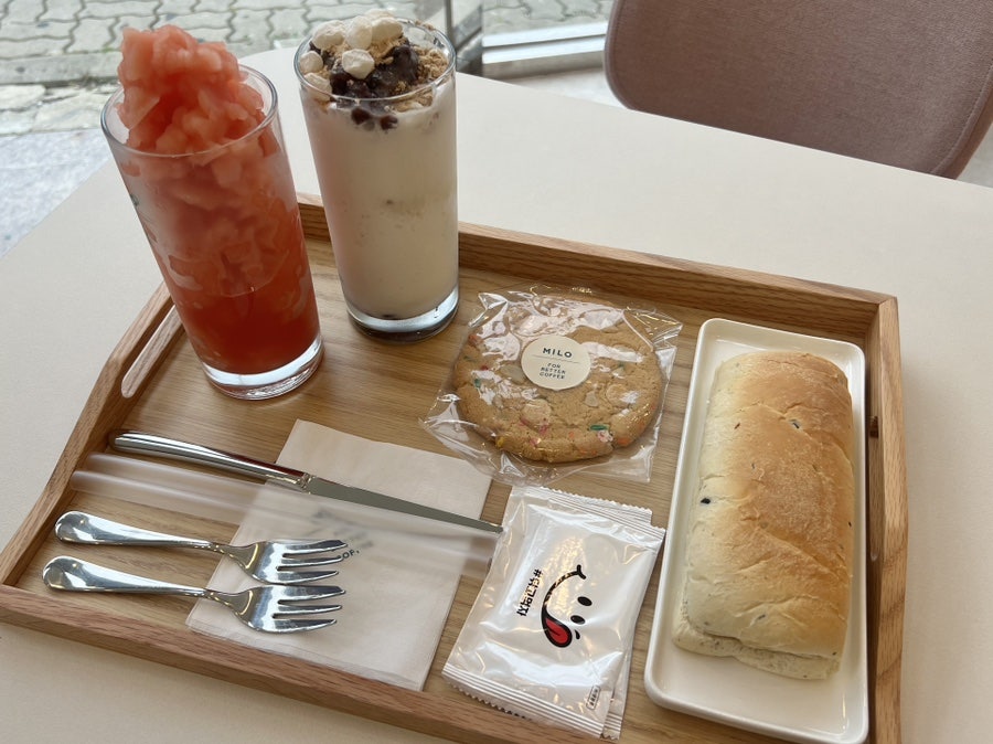 카페마일로세무서점 이미지