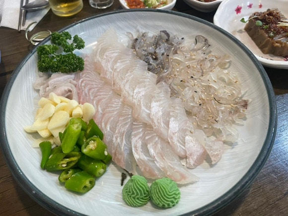 산오징어회와친구들 이미지