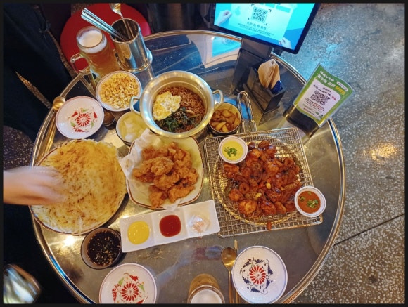 포차 월 이미지