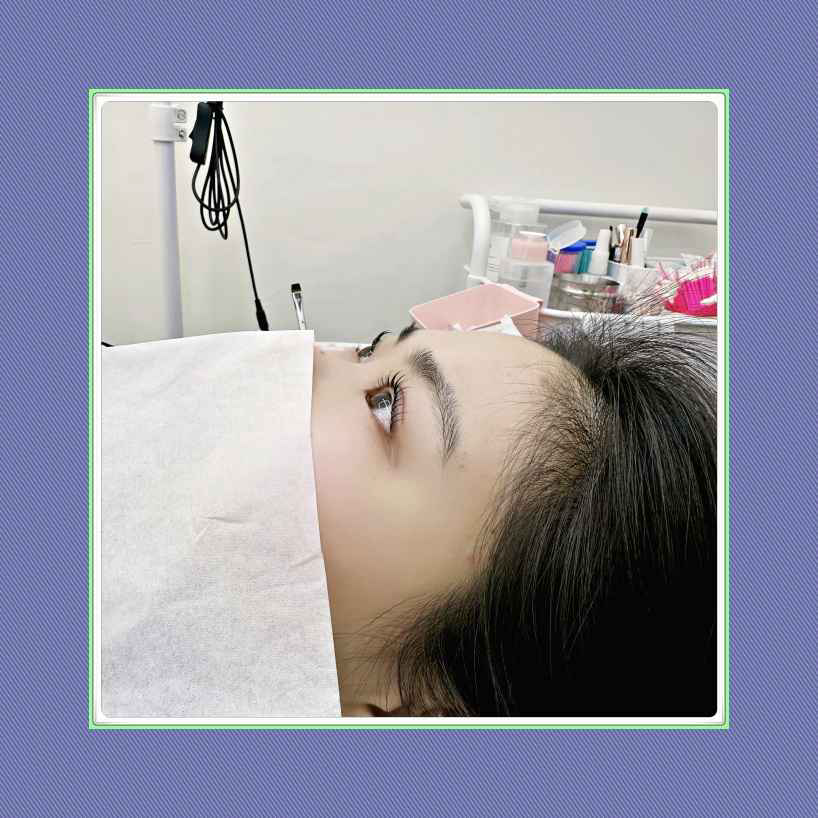 샤랄라속눈썹 이미지