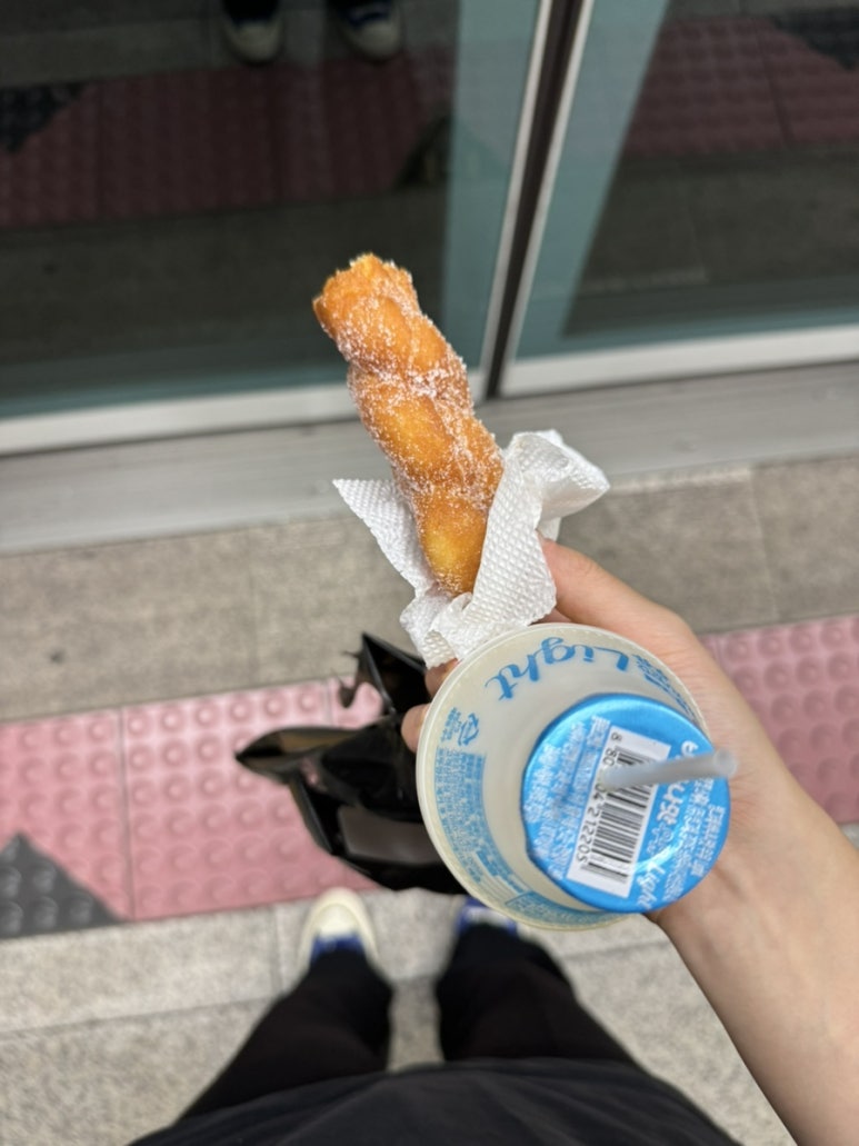 빙그레꽈배기 이미지