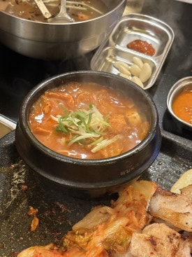 육더쿠 이미지