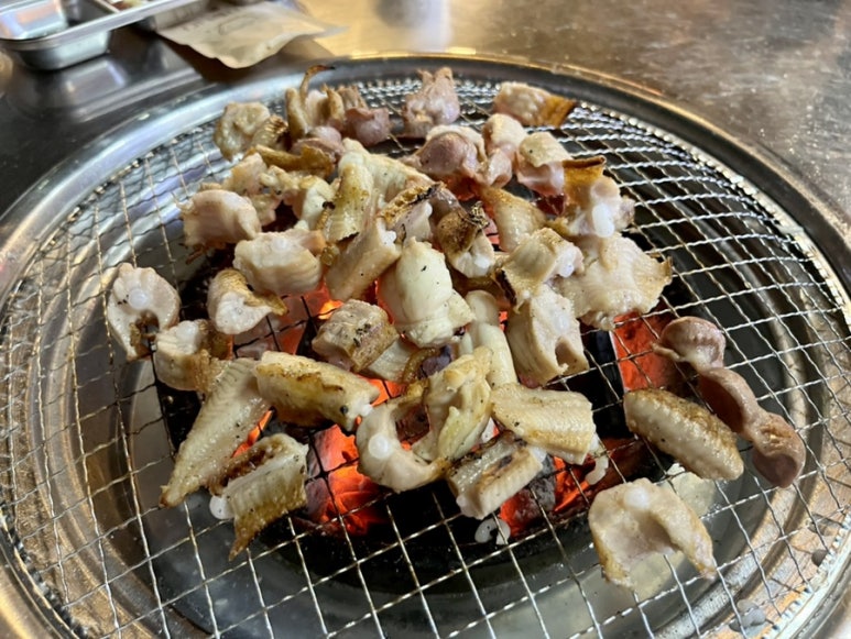 꼼지락숯불꼼장어 이미지