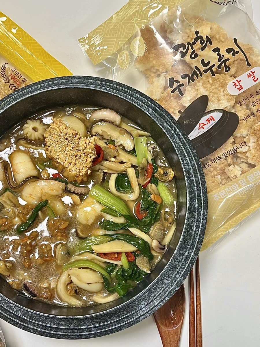 구수한해물누룽지탕 이미지