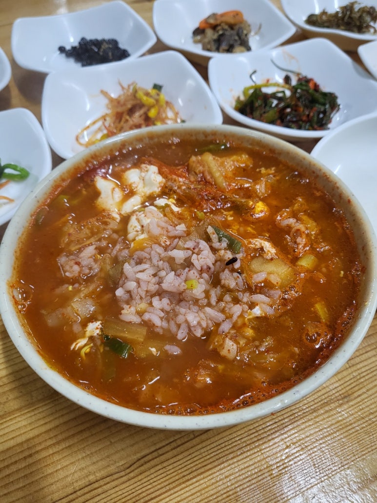 탱크식당 이미지