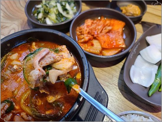 고향옥얼큰순대국 이미지