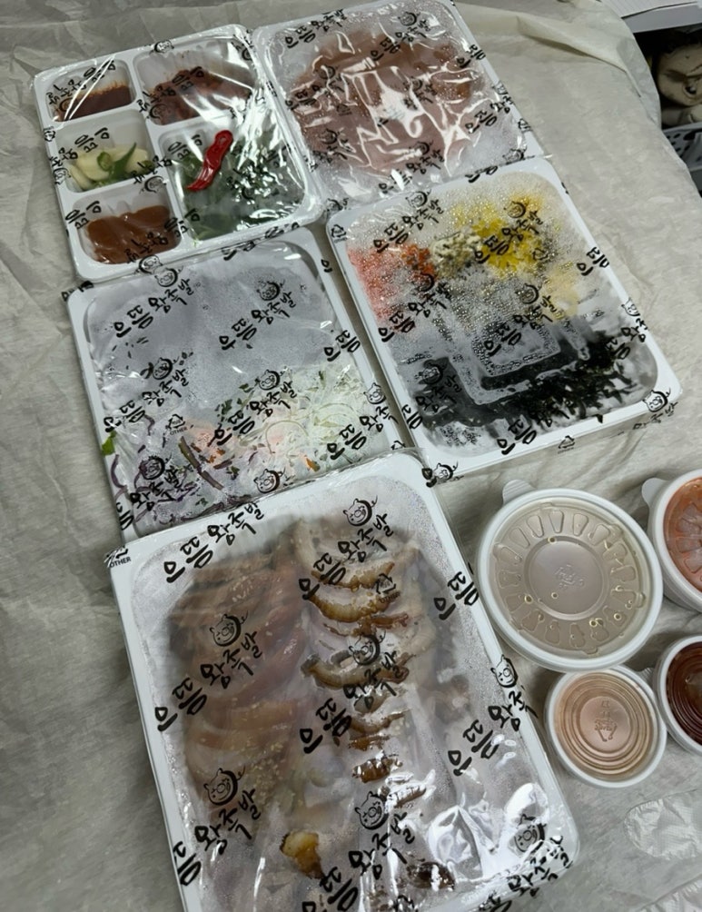 으뜸왕족발 이미지