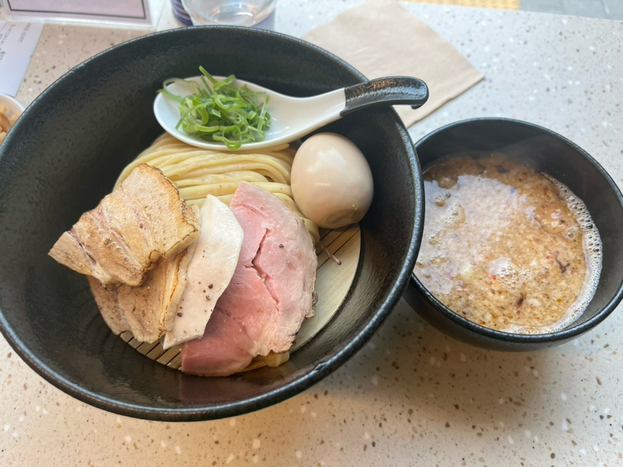 윤멘 이미지