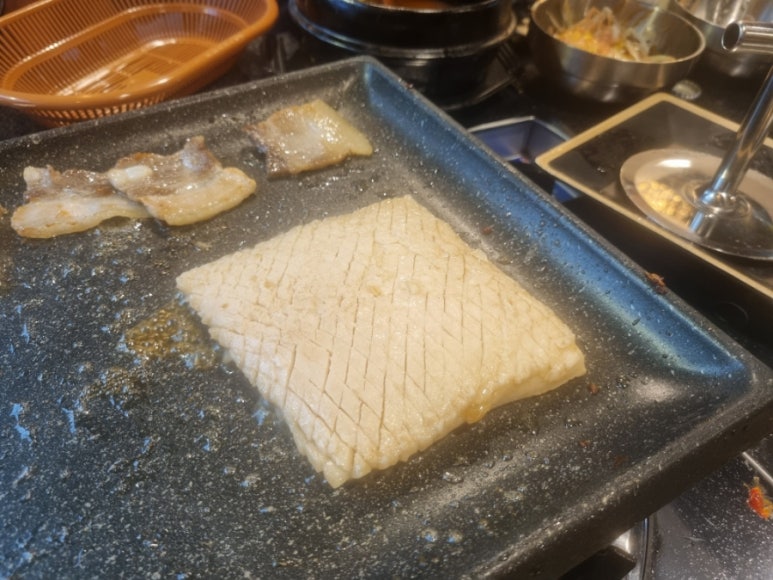 우리동네냉삼겹 이미지