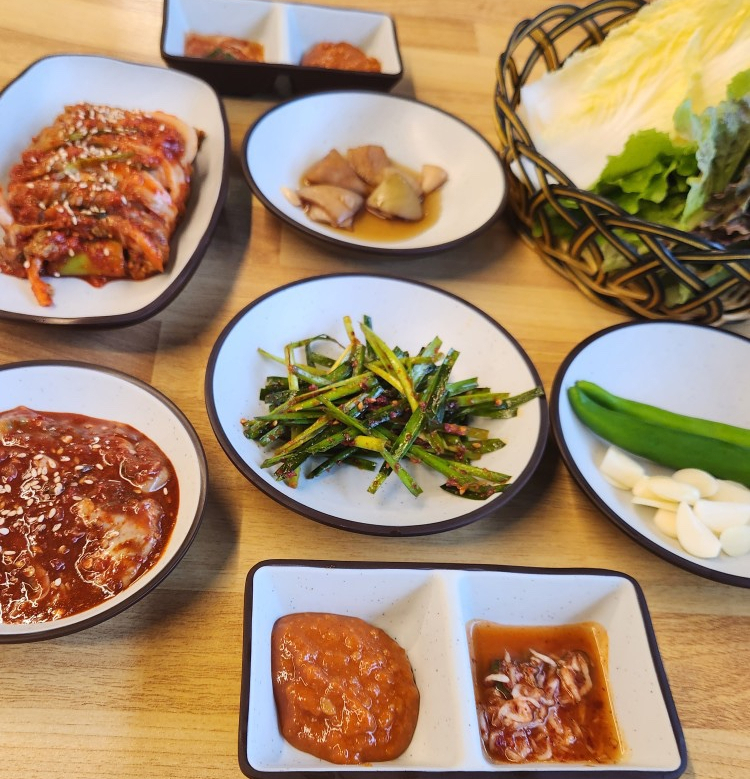 제주장충왕족발 이미지