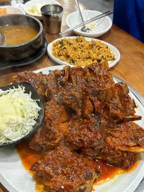 신동궁감자탕 뼈숯불구이 이미지