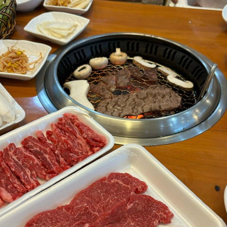 천년한우식육식당 이미지