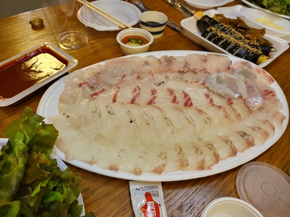 총각네활어회 이미지