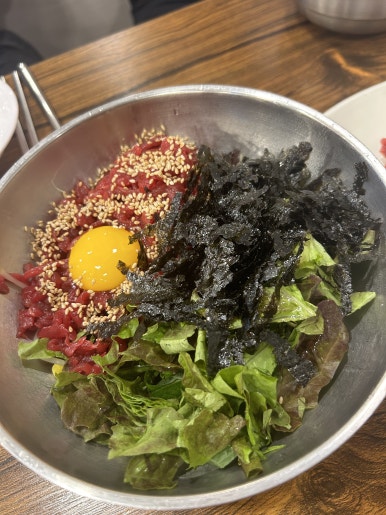 손큰육회 이미지