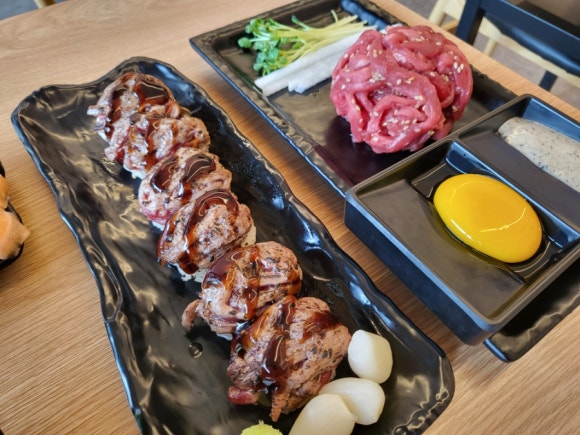 육회바른연어강남 이미지