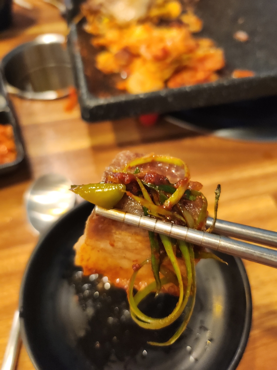 꽃돼지냉삼 이미지