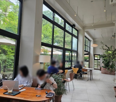 산아래디저트카페 이미지